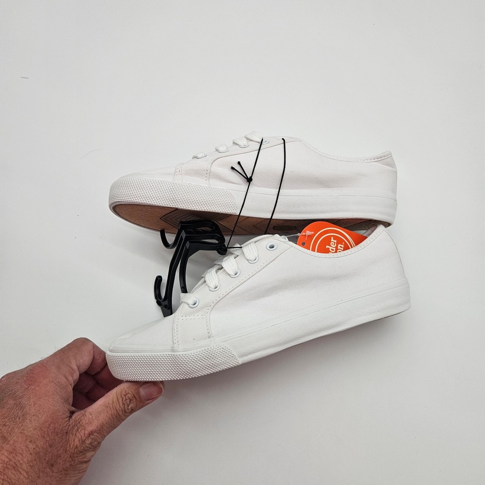 Wonder Nation Kids White Canvas Lace Up Memory Foam Sneakers Size 6 - Picture 2 of 8